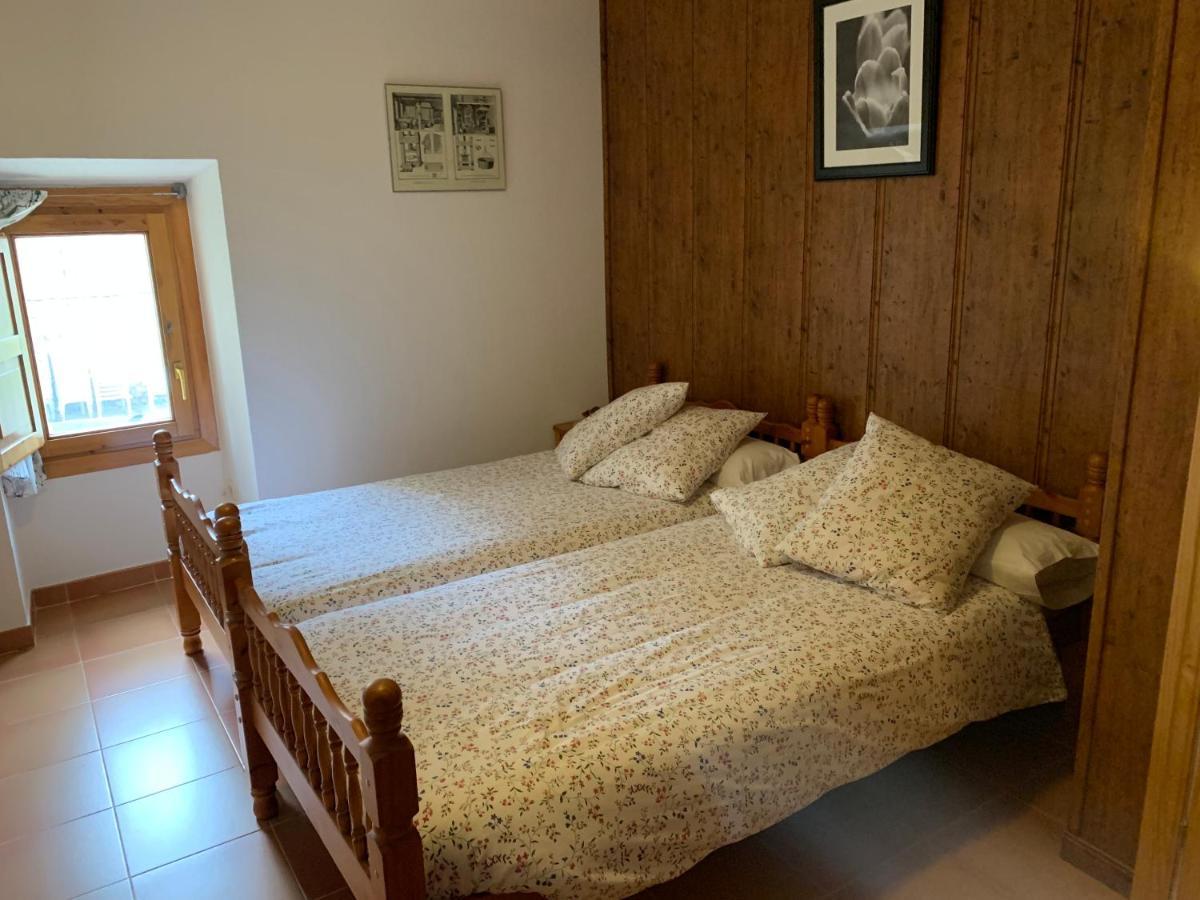 Casa Rural Laguarta - Restaurante Vendégház Kültér fotó